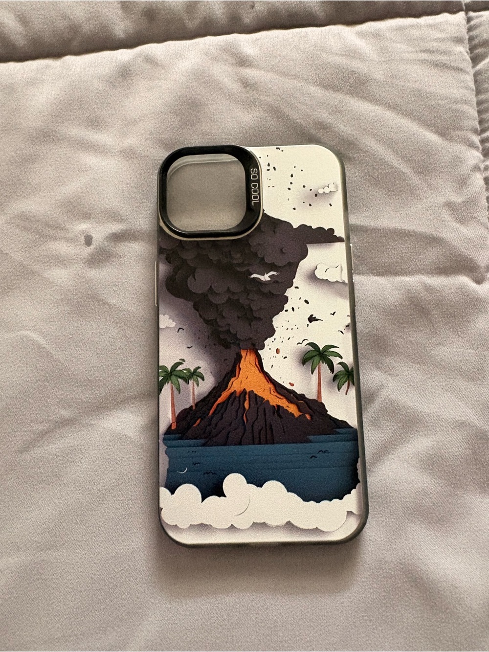 Volcano Graphic Phone Case - White/Black